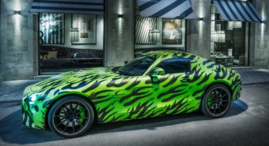 Mercedes tung video khoe khả năng tăng tốc ‘điên rồ’ của AMG GT